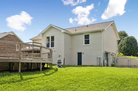 1990 Waywick Drive Clarksville TN 37043