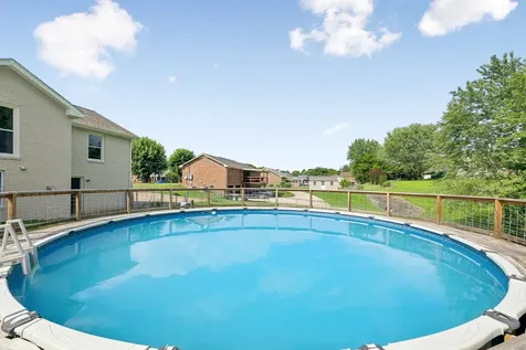 1990 Waywick Drive Clarksville TN 37043