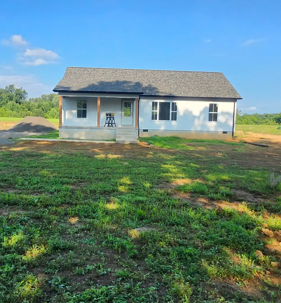339 Oakmere Lane Lafayette TN 37083