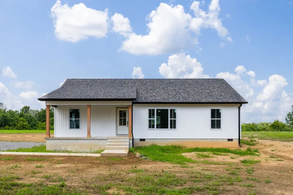 339 Oakmere Lane Lafayette TN 37083