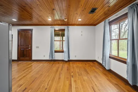 549 Swan Avenue Hohenwald TN 38462