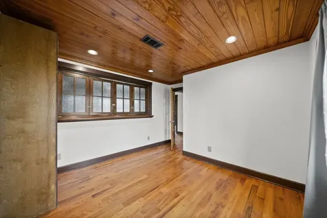 549 Swan Avenue Hohenwald TN 38462