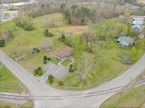 549 Swan Avenue Hohenwald TN 38462