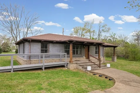 549 Swan Avenue Hohenwald TN 38462