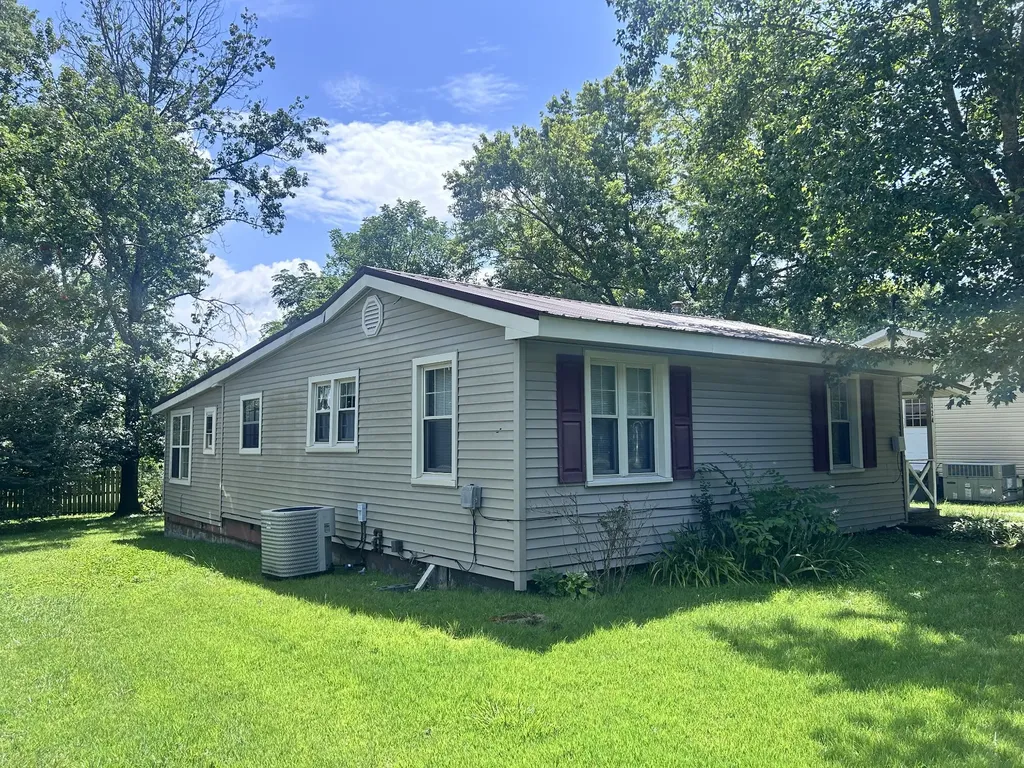 224 Lee Street Tullahoma TN 37388