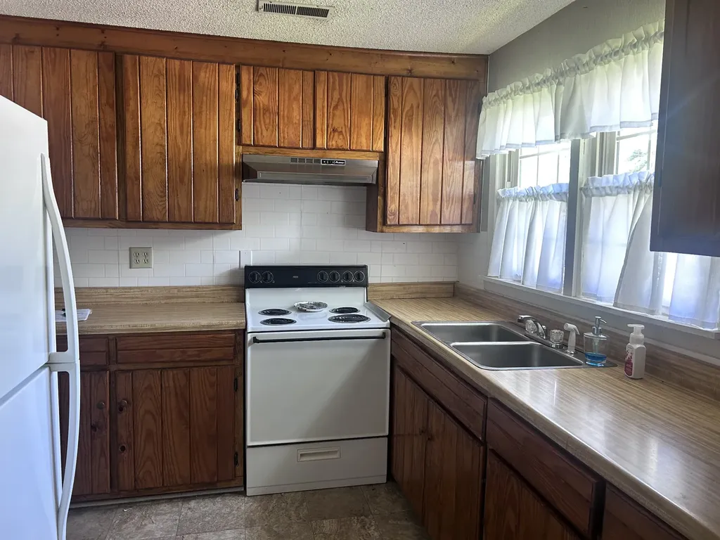 224 Lee Street Tullahoma TN 37388