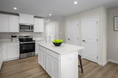 585 Big Bend Court White House TN 37188