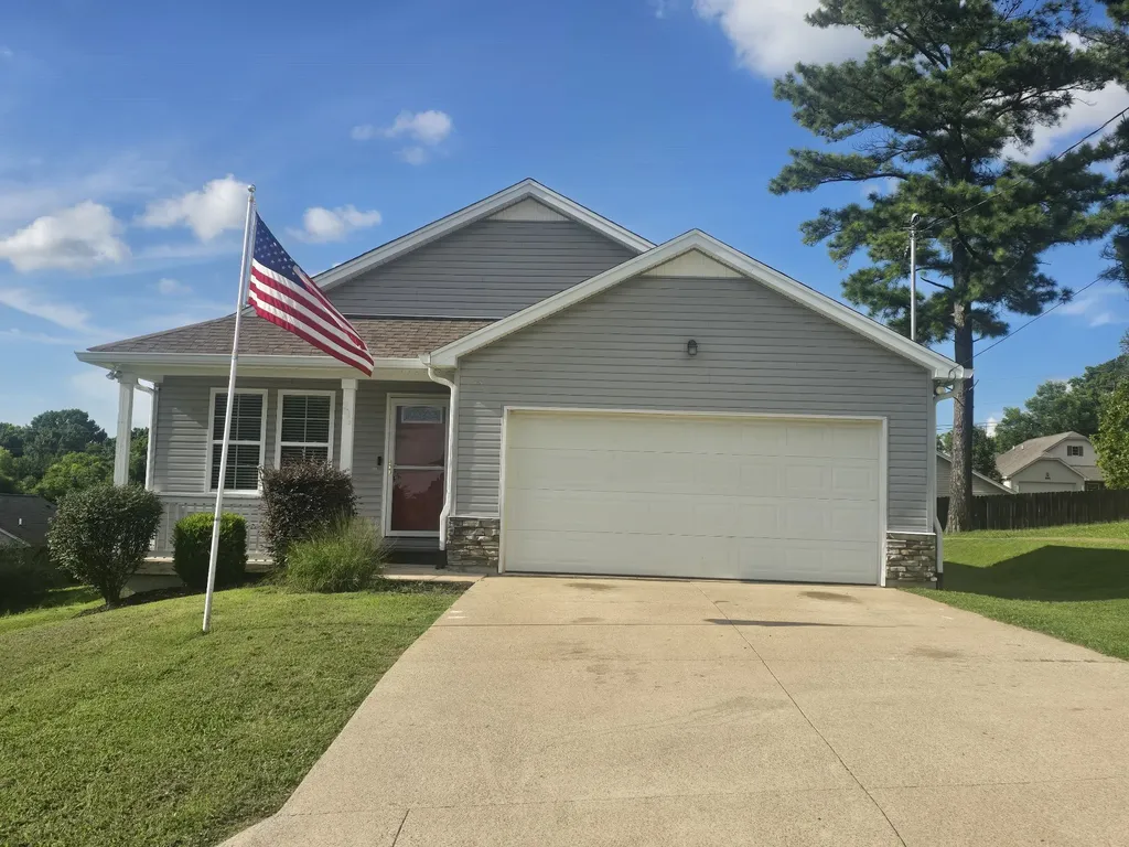 209 Woodsong Lane Columbia TN 38401