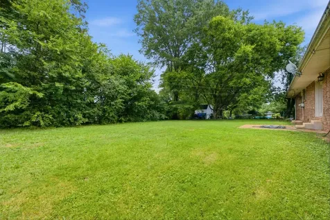 4727 Briarwood Drive Chattanooga TN 37416