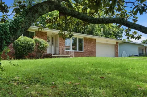 4727 Briarwood Drive Chattanooga TN 37416