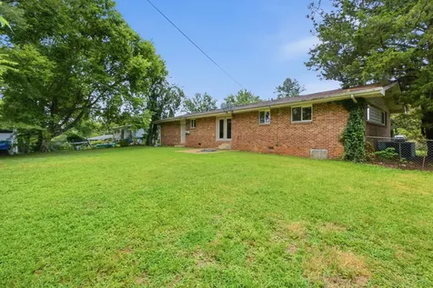 4727 Briarwood Drive Chattanooga TN 37416