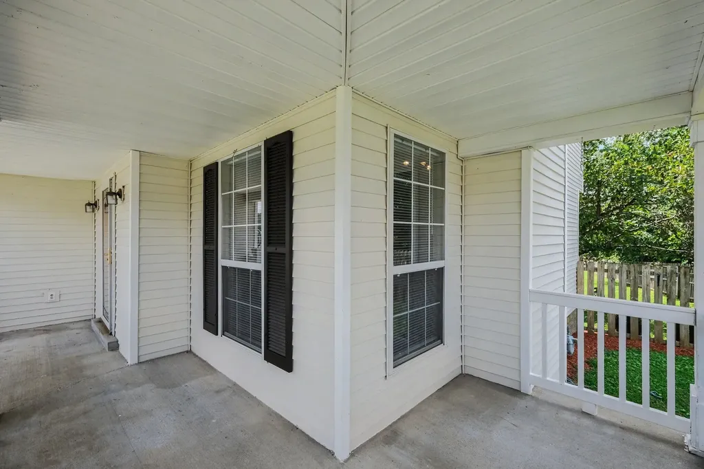 104 Deer Ridge Lane Hendersonville TN 37075
