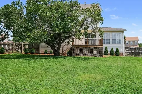 104 Deer Ridge Lane Hendersonville TN 37075