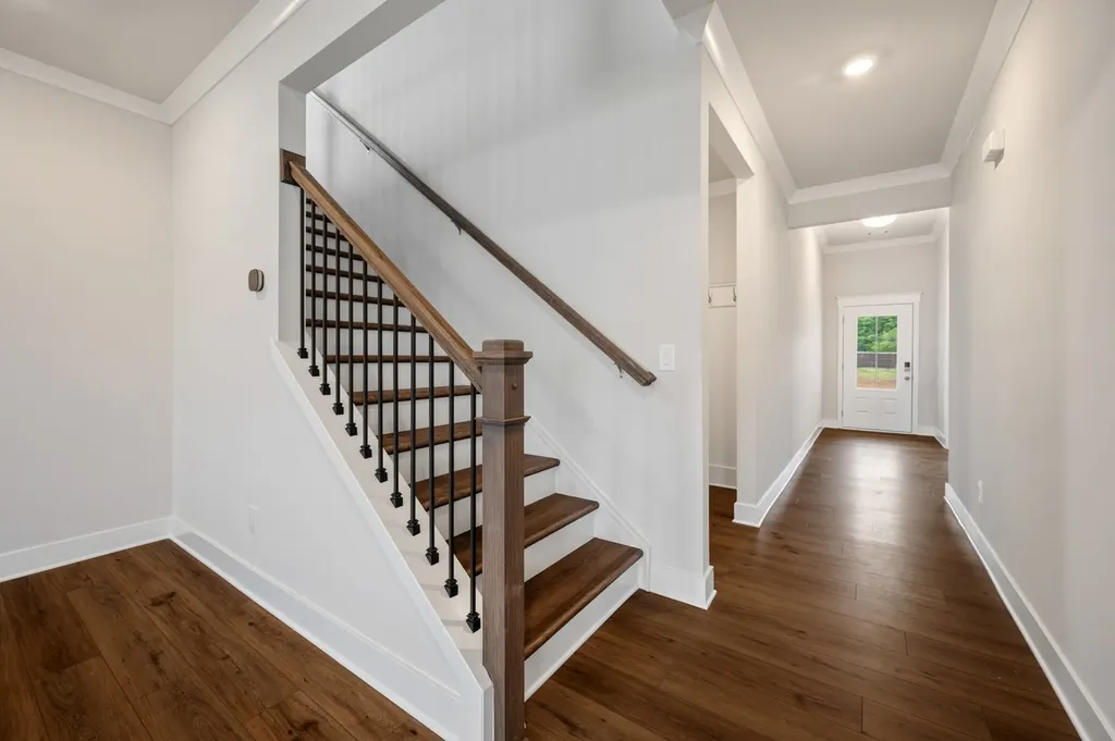 180 Yuma Lane White House TN 37188