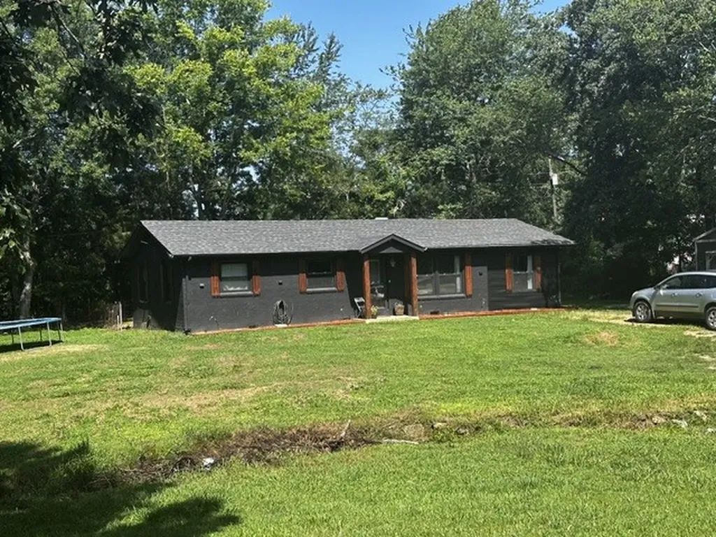 205 Locust Drive Erin TN 37061