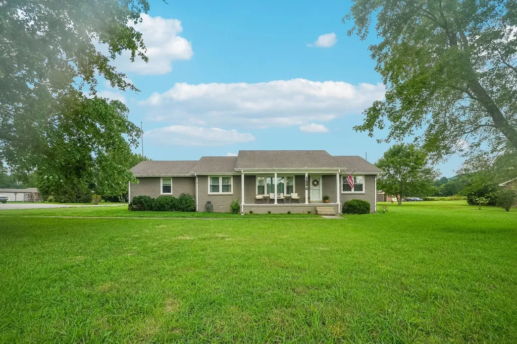 1220 Rome Pike Lebanon TN 37087