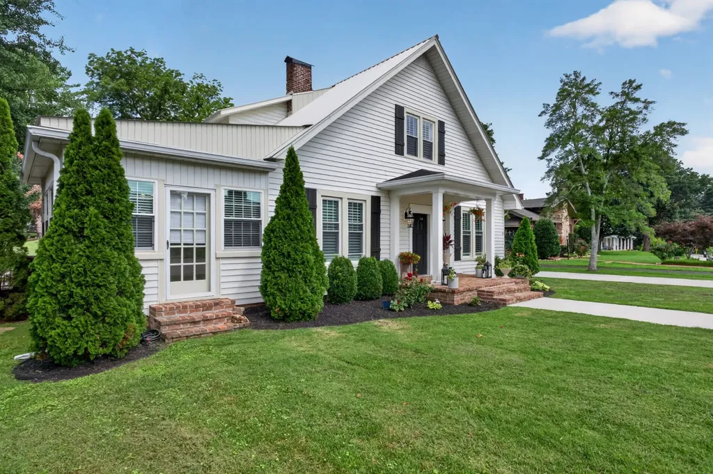 105 Ross Avenue Mcminnville TN 37110