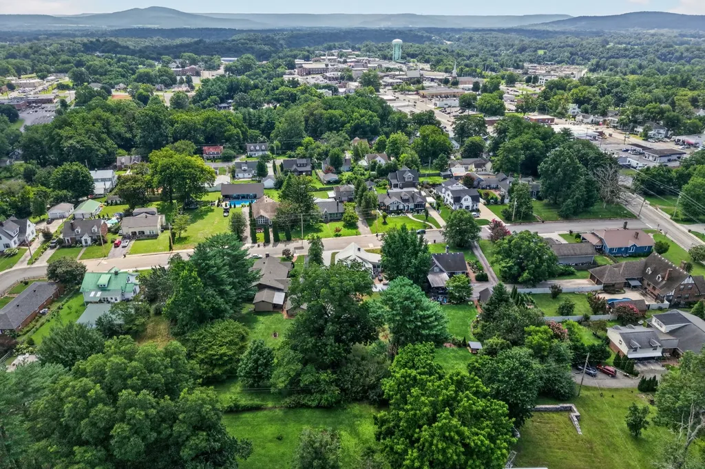105 Ross Avenue Mcminnville TN 37110