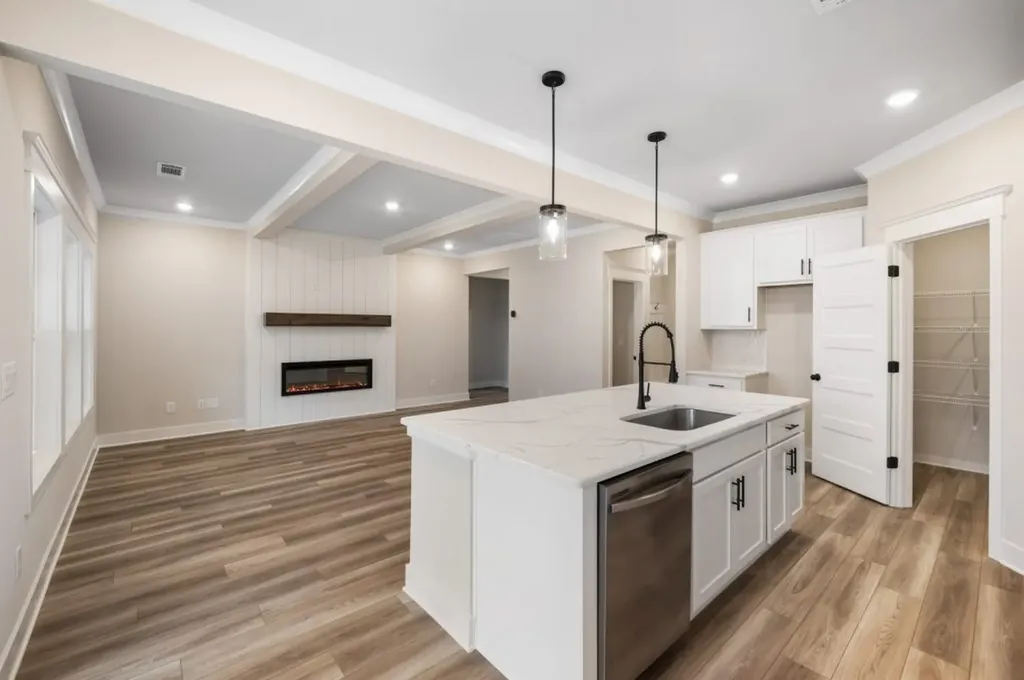 184 Yuma Lane White House TN 37188