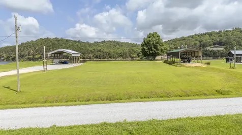 648 River Front Drive Clifton TN 38425