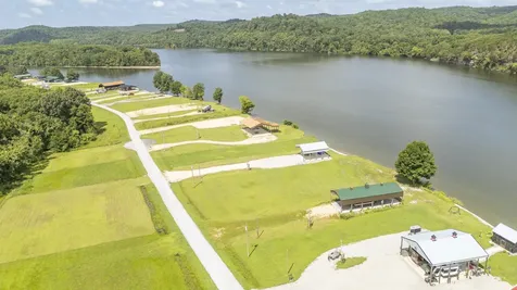 648 River Front Drive Clifton TN 38425