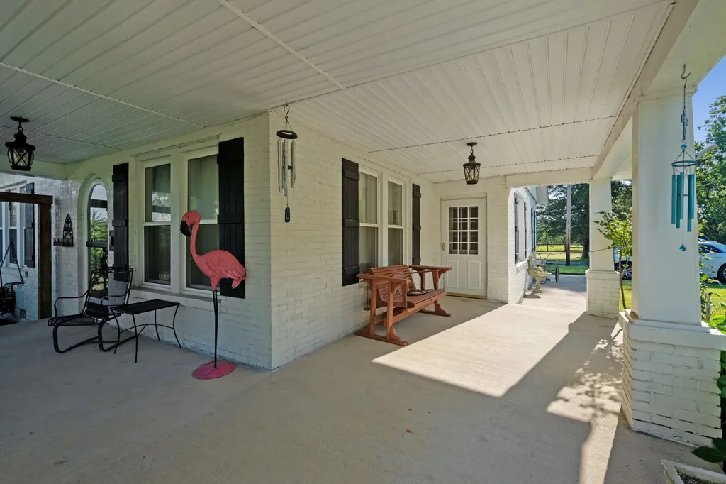 4525 Highway 231, S Castalian Springs TN 37031