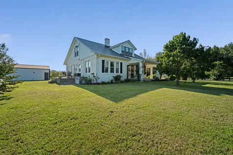4525 Highway 231, S Castalian Springs TN 37031