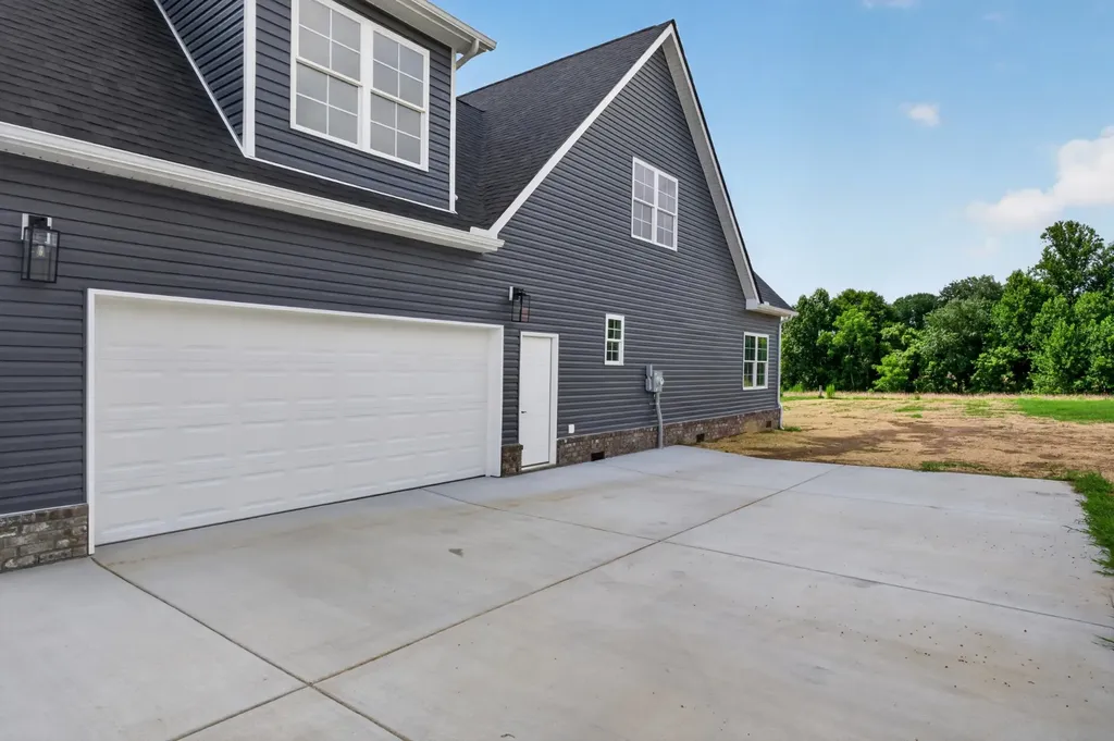 668 Jefferson Road Smithville TN 37166