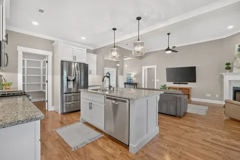197 Bluegrass Road Manchester TN 37355