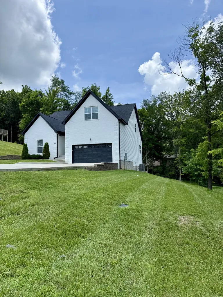 486 David Avenue Lewisburg TN 37091