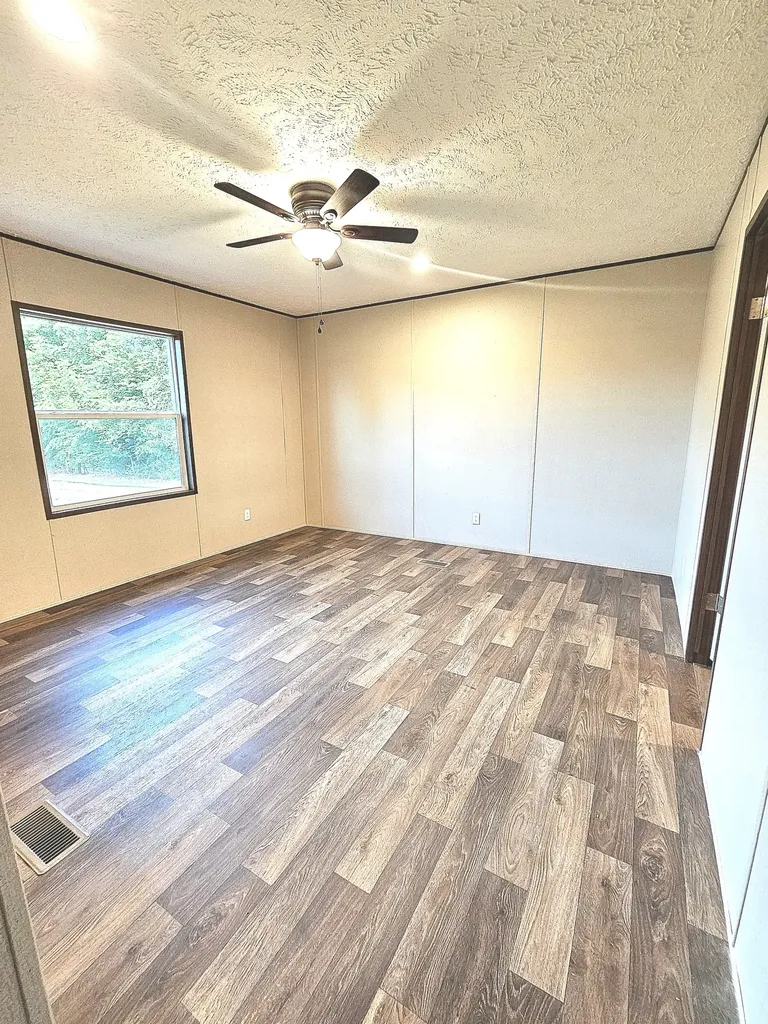 885 Junior Witt Road Rock Island TN 38581