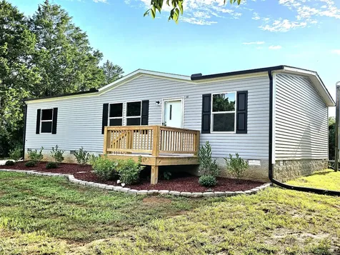 885 Junior Witt Road Rock Island TN 38581