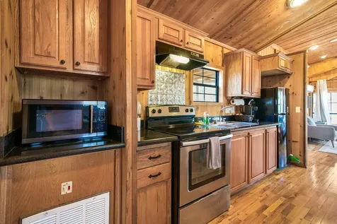 11830 U.s. 41 Monteagle TN 37356