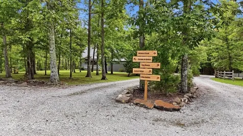 11830 U.s. 41 Monteagle TN 37356