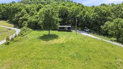 4455 Browning Branch Road Bethpage TN 37022