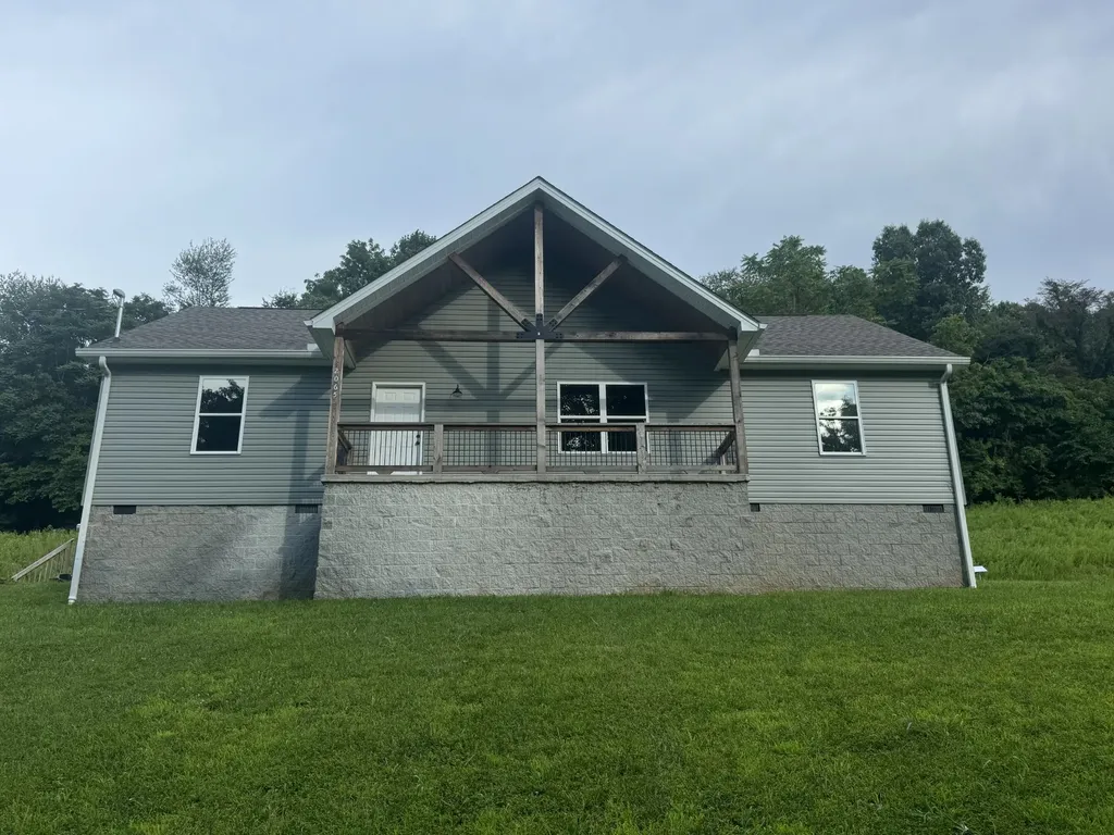 2065 Collier Road Lewisburg TN 37091