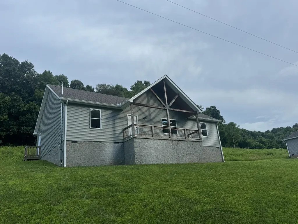 2065 Collier Road Lewisburg TN 37091