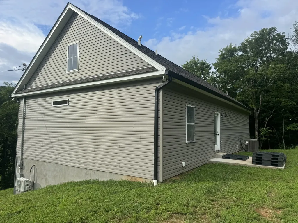 2065 Collier Road Lewisburg TN 37091