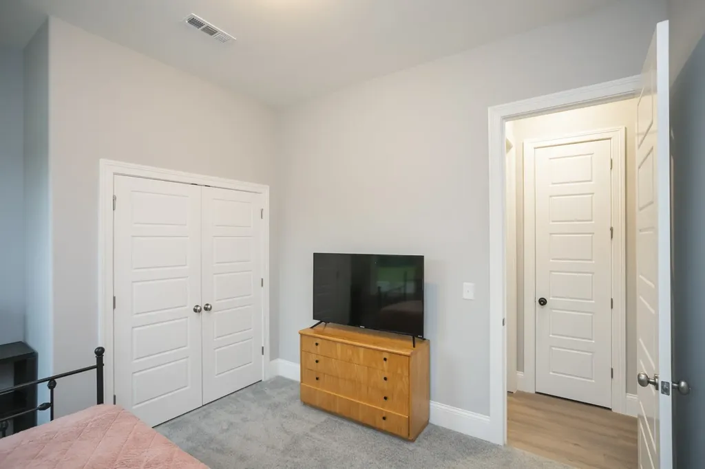 244 Sounder Circle La Vergne TN 37086