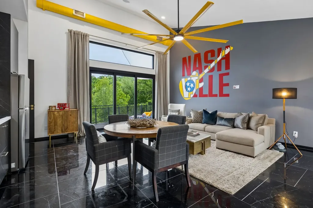 5824 Woodland Hills Drive Nashville TN 37211