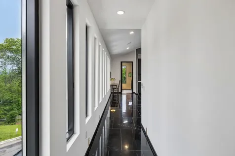 5824 Woodland Hills Drive Nashville TN 37211