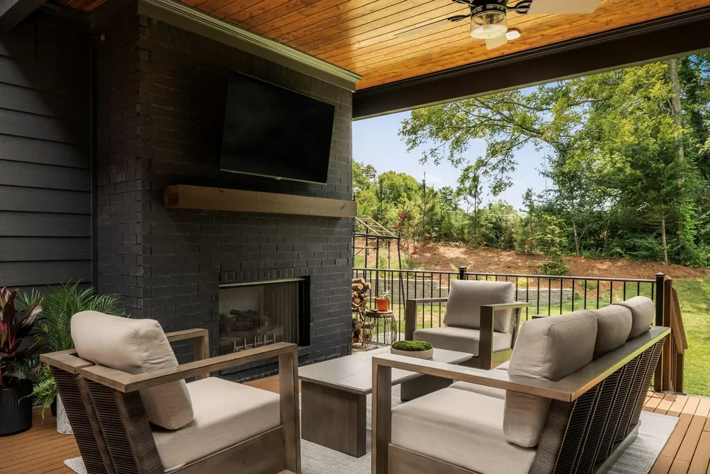 3392 Sarah Bee Lane Thompsons Station TN 37179