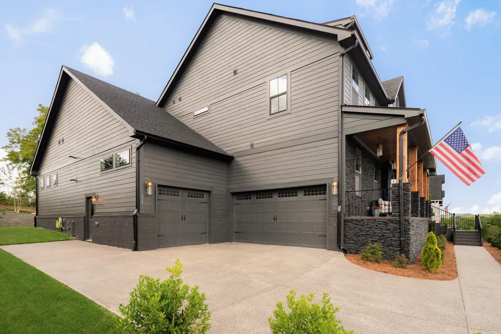 3392 Sarah Bee Lane Thompsons Station TN 37179