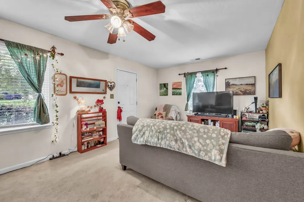 263 Edmondson Ferry Road Clarksville TN 37040