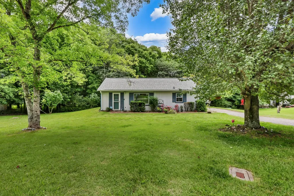 263 Edmondson Ferry Road Clarksville TN 37040