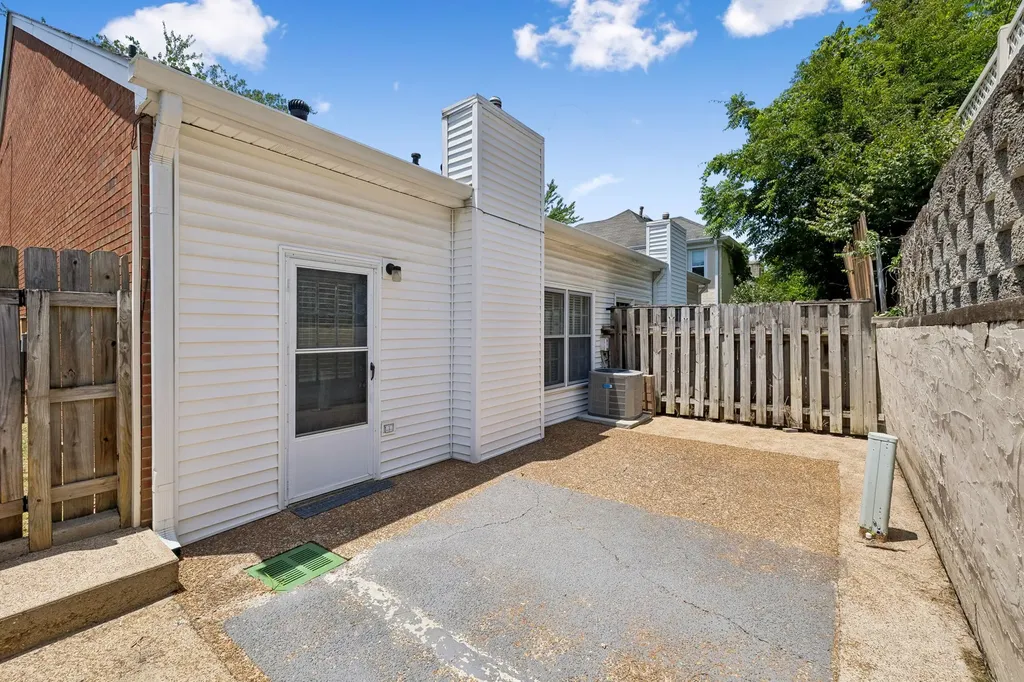 1129 W Main Street Franklin TN 37064