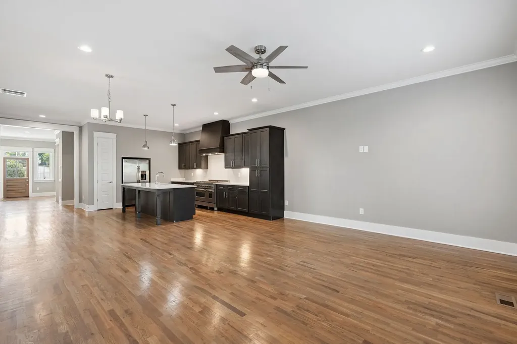 1007B Southside Avenue Nashville TN 37203