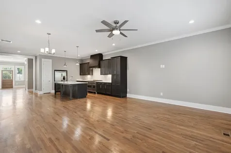 1007B Southside Avenue Nashville TN 37203