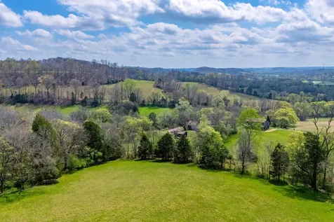 2882 Yokley Road Lynnville TN 38472