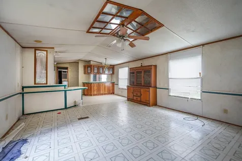 2882 Yokley Road Lynnville TN 38472